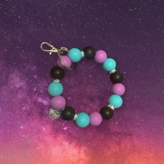 Bead wristlet
